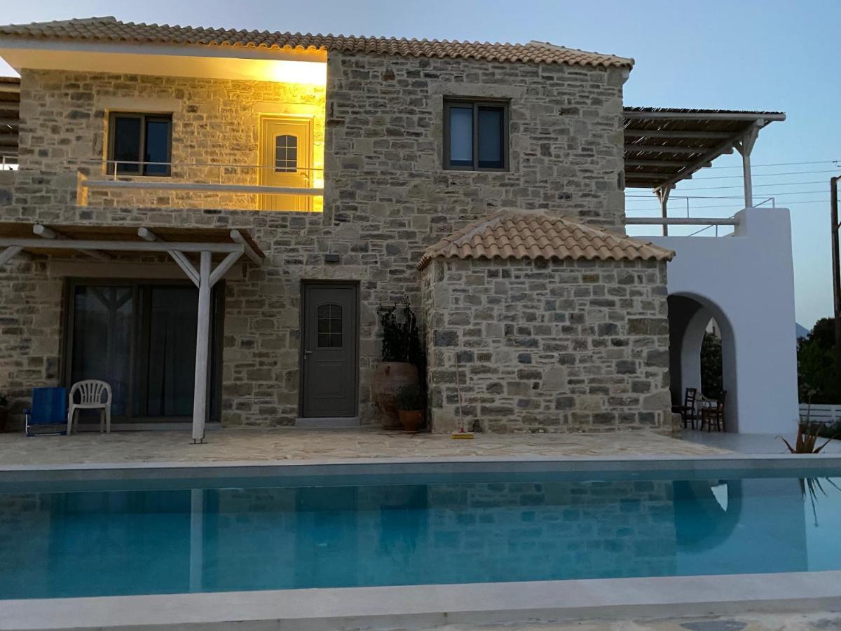 Laini Luxury Suites Pombia Exterior foto